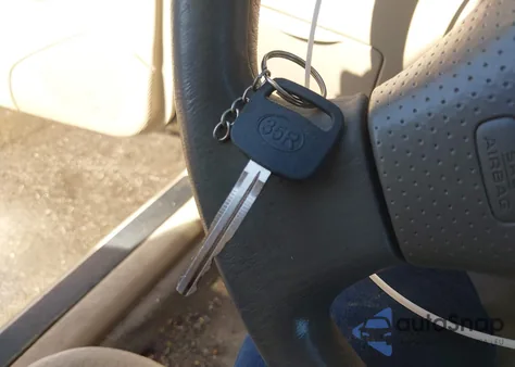 2004 Toyota Corolla Le from USA, damaged, VIN 2T1BR32EX4C230925